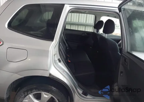 2015 Subaru Forester 2.5I Premium z USA, uszkodzony, nr VIN JF2SJADC6FH500594